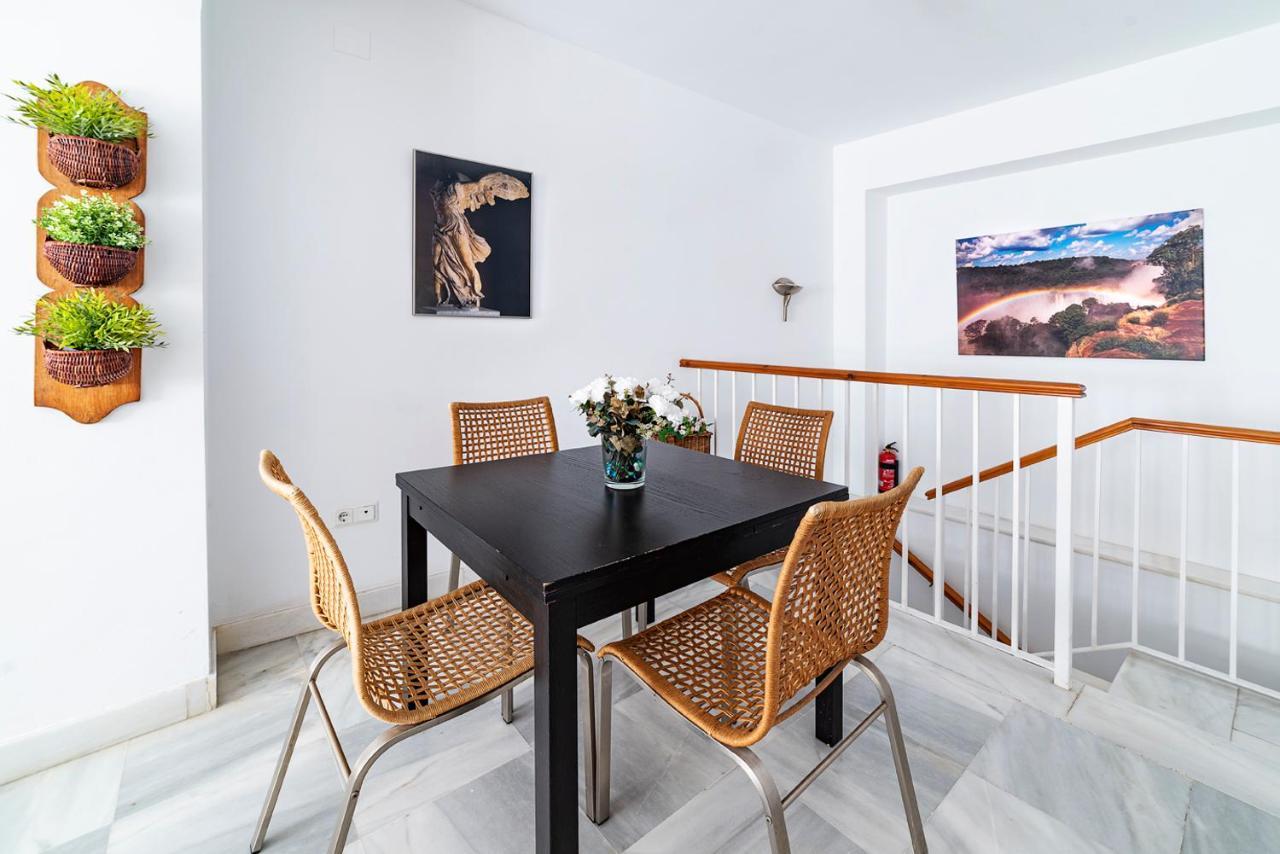 Alohamundi Almansa Apartment Seville Exterior photo