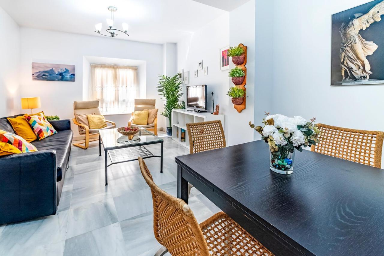 Alohamundi Almansa Apartment Seville Exterior photo