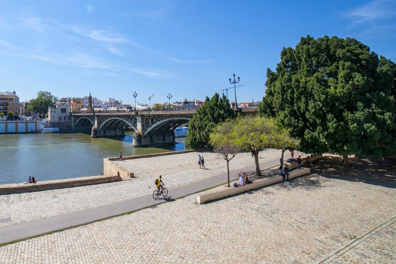 Alohamundi Almansa Apartment Seville Exterior photo